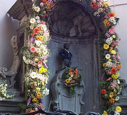 Bruxelles-Manneken Pis-1.jpg - 84.61 K