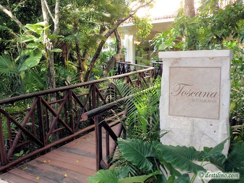 Hotel Catalonia Royal Tulum (2009)