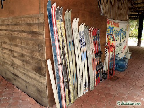 Hotel Playa Sonrisa (2009)