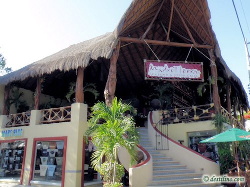 Playa del Carmen (2009)