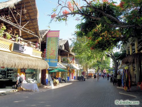 Playa del Carmen (2009)
