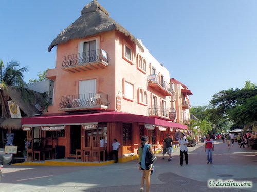 Playa del Carmen (2009)