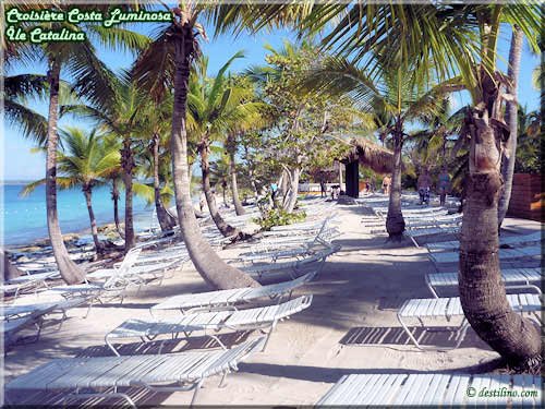 Chaises de plage (plus loin du quai)