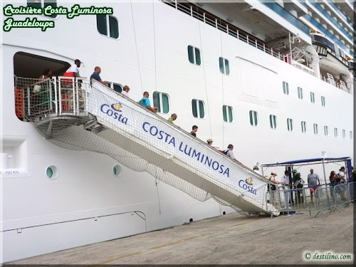 Pointre-à-pitre (port)