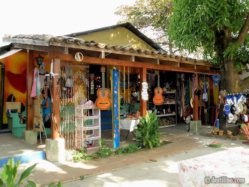 Salcoatitan. Arrêt pour magasinage d'artisanats et bijoux 