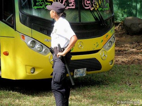 Police du tourisme, la jolie Rosita  
