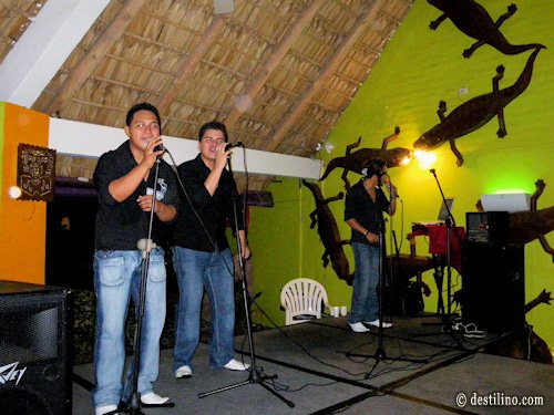 Le Bar « Gran Akan » situé près de la piscine « Agua Salada »