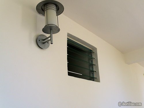 Chambre #1356 Bloc #1, secteur ouest La fenêtre de la salle de bain 