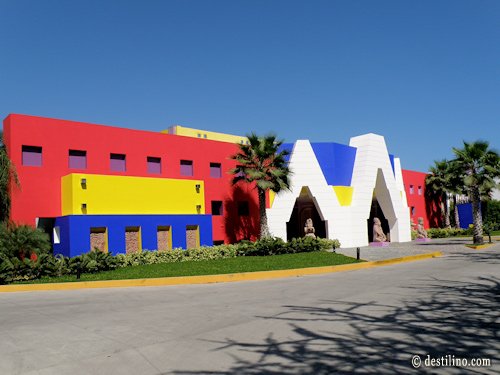 L'imposant centre de convention de l'hôtel 