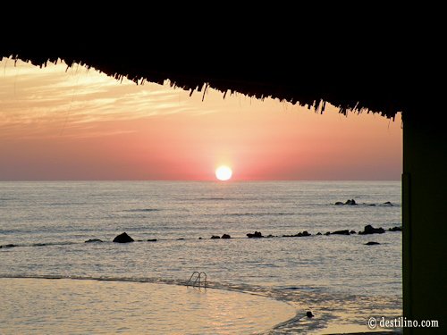 Coucher de soleil vue du bar » Gran Akan » à l'hôtel. 