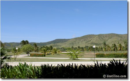 La vue de la magnifique « Sierra Maestra » du lobby 