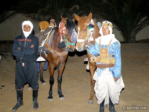 Douz. Souper spectacle de folklore berbère. Laurence d'Arabie ;o)