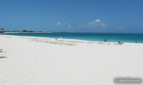 La plage du Club Med (Grace Bay)