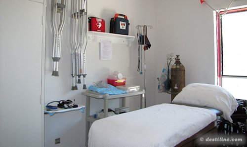 Équipements à l'infirmerie