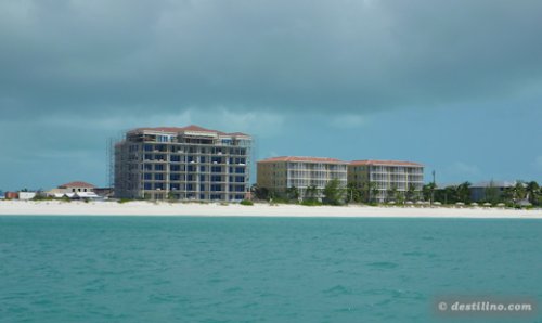 The Venetian (gauche) & The Tuscany (droite)