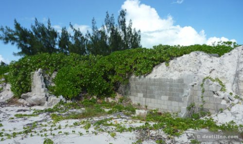 Secteur Est (ancienne résidence probablement détruite par un ouragan!)
