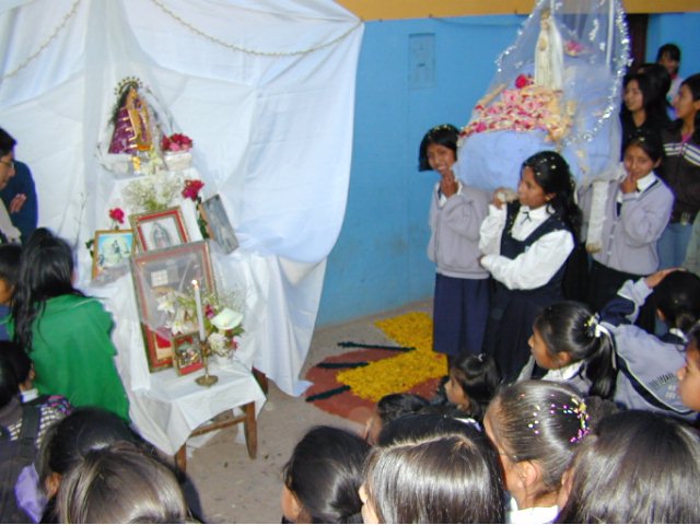 Yucay-procesion